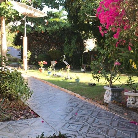 Pousada Ponta De Pedras Alter do Chão Dış mekan fotoğraf